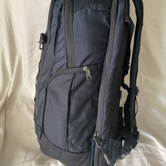 Eagle Creek Backpack - Picture 2 of 10